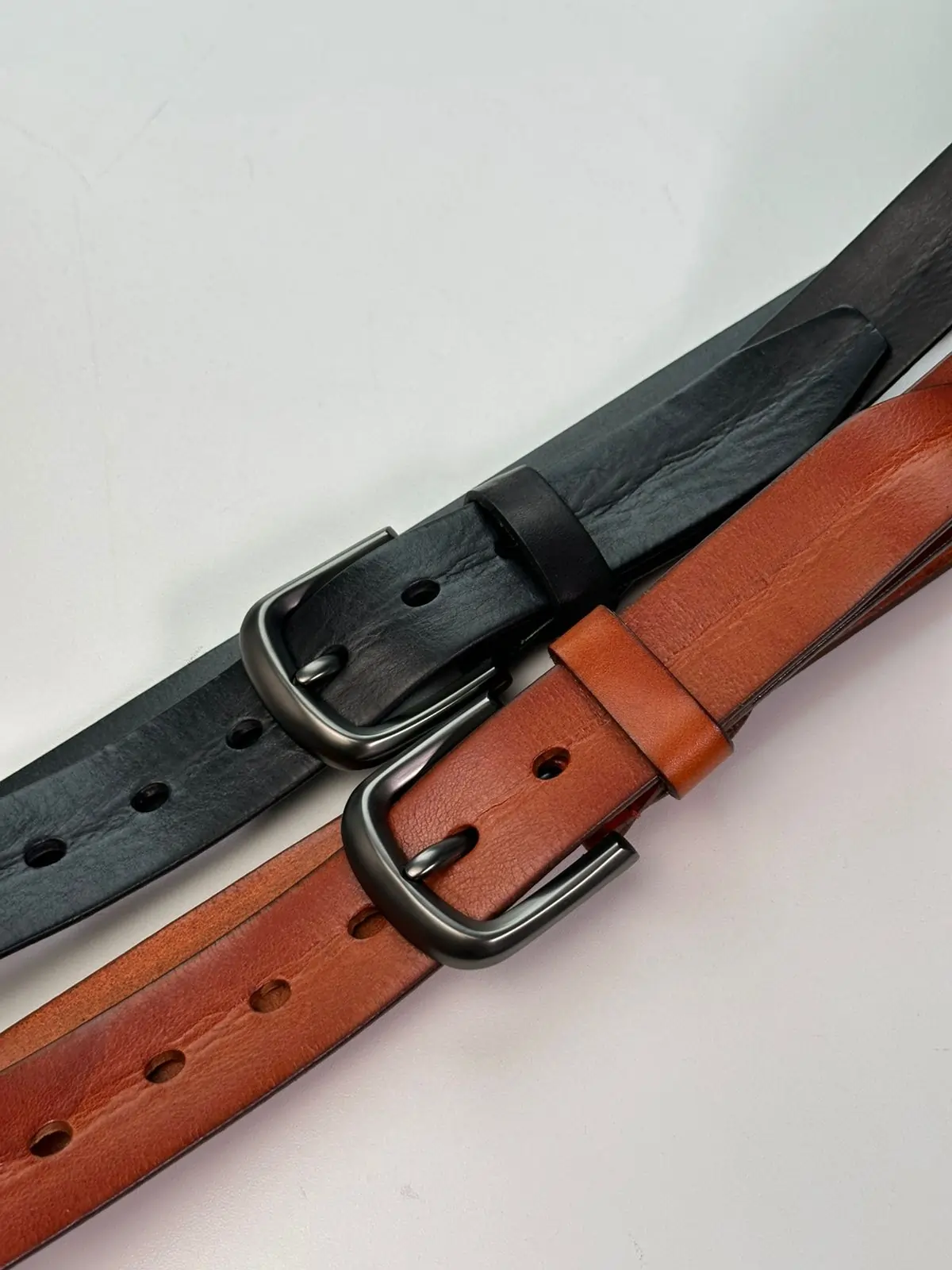 Genuine Leather Men's Belt – Classic Buckle