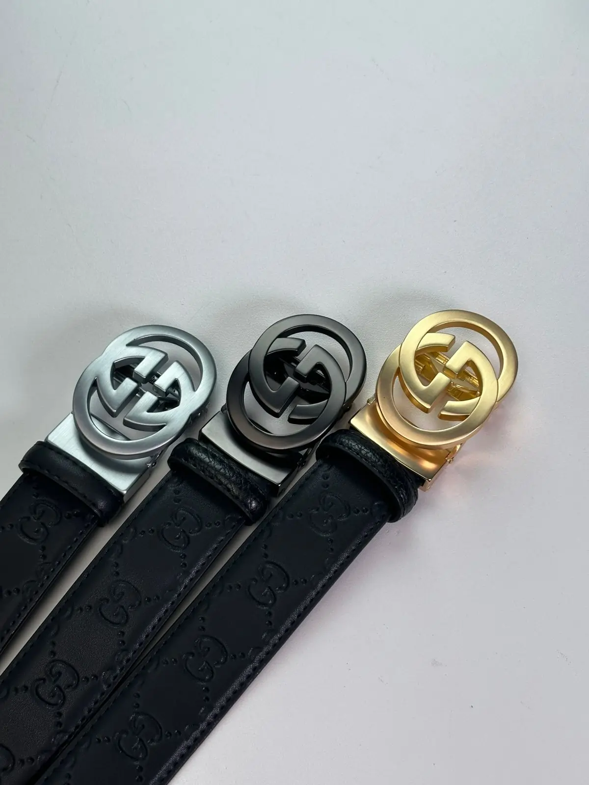 Gucci Interlocking G Buckle Leather Belt